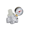 Regulator ciśnienia – wersja skośna, z manometrem 1/2"
