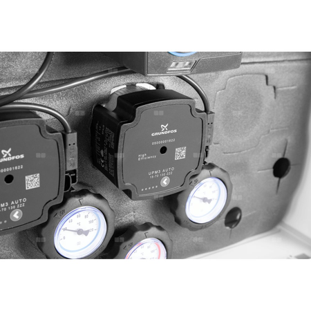 Grupa pompowa AFRISO PrimoBox AZB 405 GZ x GW 3/4'' x 3/4'', z izolacją, z siłownikiem arm 141