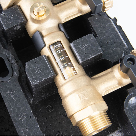 Grupa pompowa AFRISO PrimoSol 130-1 GZ 1'' x 1'', z izolacją, z pompą obiegową Grundfos UPM 3 Solar 25-75/130 mm