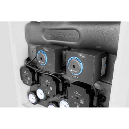 Grupa pompowa AFRISO PrimoBox AZB 555 GZ x GW 3/4'' x 3/4'', z izolacją, z siłownikiem arm 141