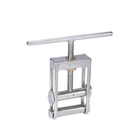 Zacisk mechaniczny do rur PE 32 - 63 mm